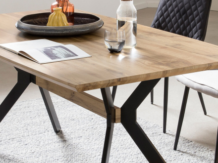 Möbilia Tisch 160x90 cm aus MDF mit Eiche-Dekor, Beine Metall , in der Farbe natur, Beine schwarz 18020008