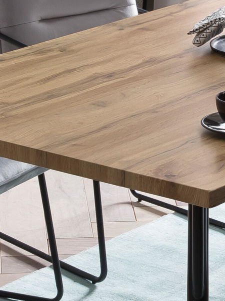 Möbilia Tisch 150x90 cm aus MDF mit Eiche-Dekor, Beine Metall , in der Farbe naturfarben, Beine schwarz 18020006