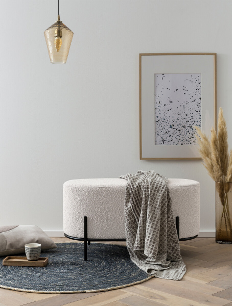 SalesFever Polsterhocker Bouclé Stoff Weiß, mit Design-Gestell aus schwarzem Metall