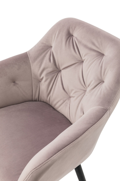 SalesFever Armlehnstuhl rose Samt, 100% Polyester, mit Knopfheftung, Stuhlbeine aus pulverbeschichtetem schwarzem Metall