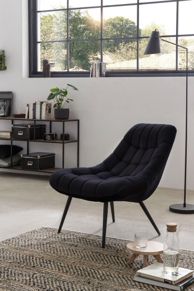 SalesFever Sessel XXL Samt schwarz Metall schwarz, 100% Polyester, Metallbeine schwarz pulverbeschichtet, mit Steppung