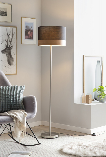 SalesFever Stehlampe rund schwarz Ø 38 cm, 1 flammig, Dekor Lampenschirm in Holzoptik