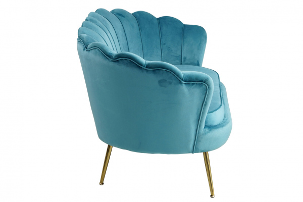 SalesFever Muschelsofa aus Samt Blau, Beine Chrom goldfarben, mit hohem Sitzkissen